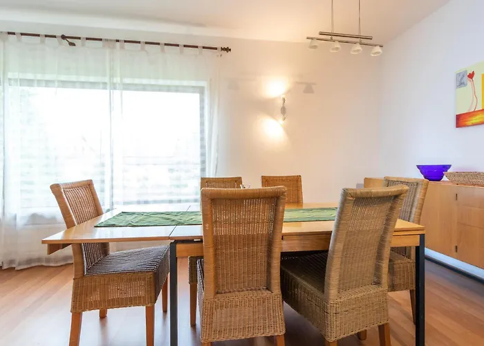 Grosses Haus In Apartament *