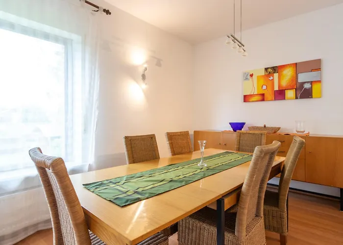 Grosses Haus In Apartament *